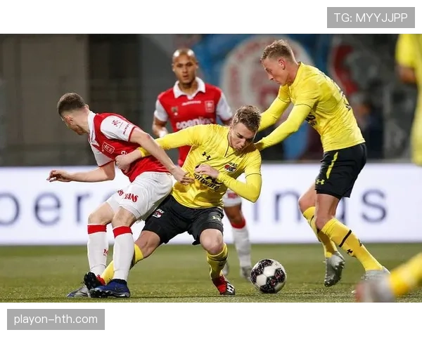 兹沃勒逼抢体系解析：高强度压迫如何重塑现代足球战术格局