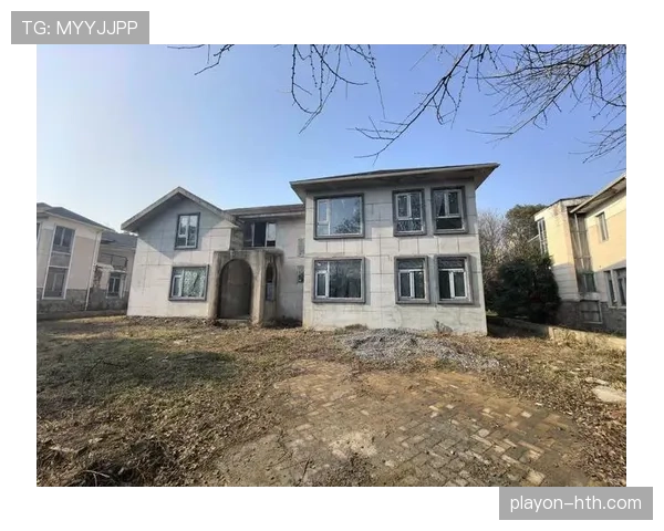 刘翔退役后住的那套别墅，光车库就比我老家还大